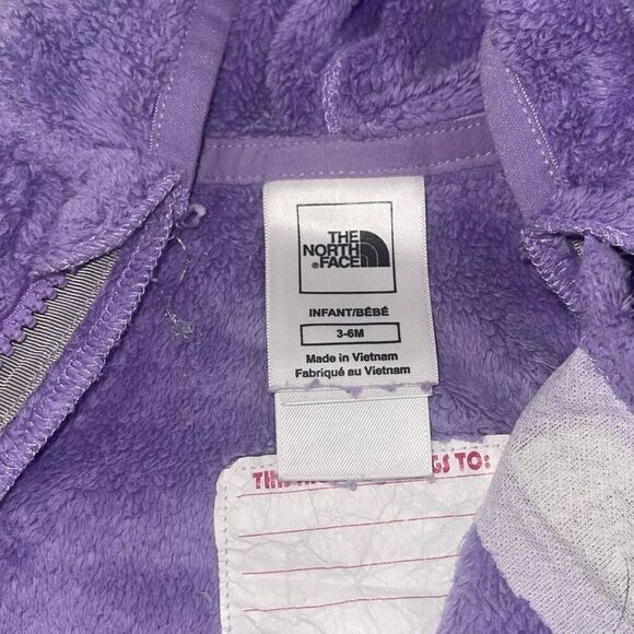 The North Face Light Purple Fleece Hooded One Piece Outfit - Size 3-6 months - Picture 4 of 7